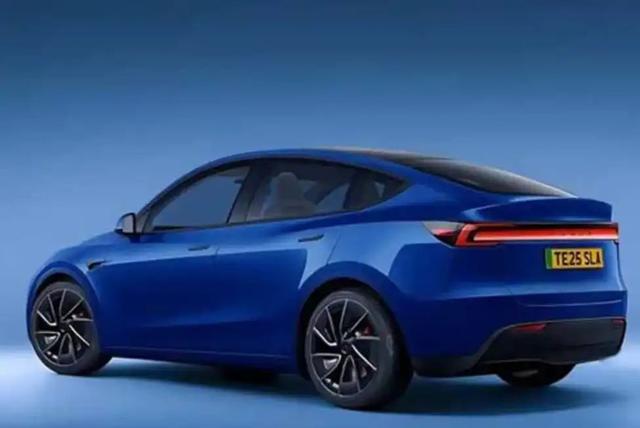 2025款ModelY，特斯拉8年等待后新王炸！-有駕