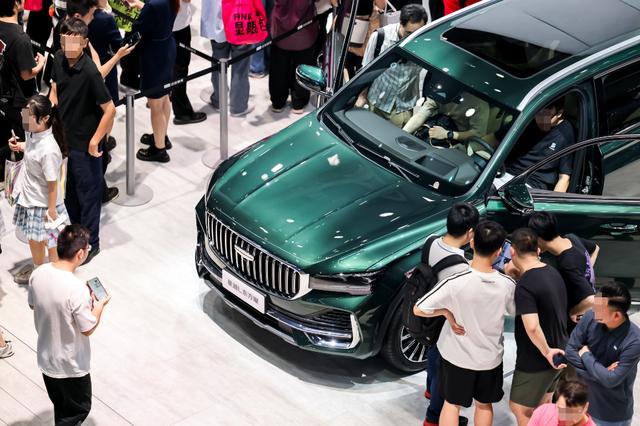 車展自帶引流效果？星越L東方曜實力火爆展臺！-有駕