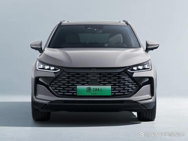2025款比亞迪唐DM亮相！6座SUV&ldquo;換新&rdquo;，17.98萬起，油耗4.95L-有駕