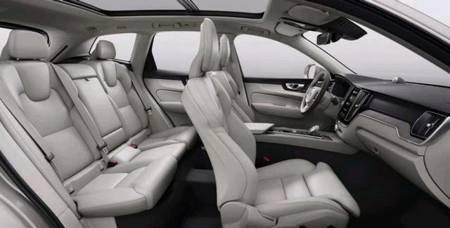 2025款沃爾沃XC60亮相，配2.0T+8AT+四驅+空氣懸掛-有駕