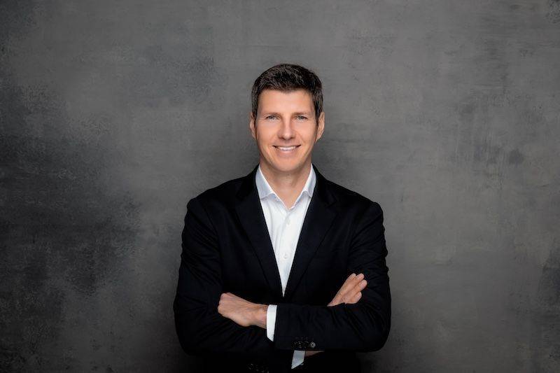 梅賽德斯-奔馳&ldquo;傳奇系列&rdquo;首款典藏超跑全球首發