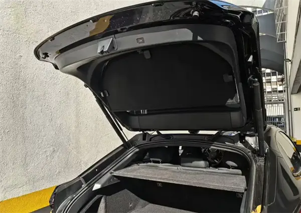 全球首輛！極氪001防彈版現身巴西：安全感直接拉滿