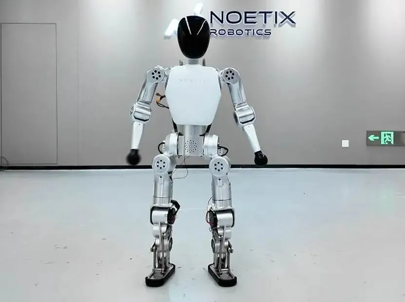 圖片展示的為Bumi小布米原型機，最終產品敬請期待。