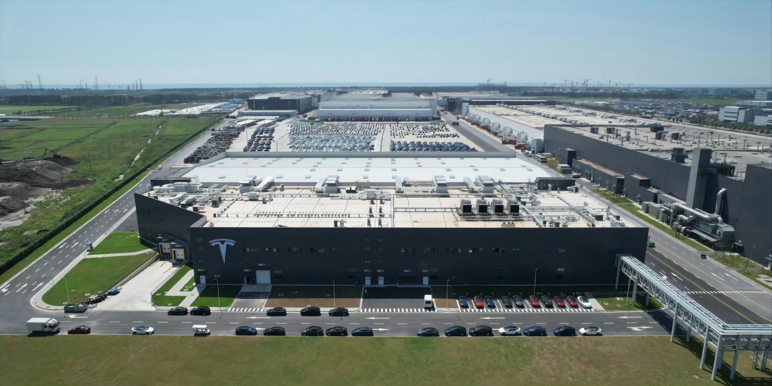 汽車數(shù)據(jù)，竟在&ldquo;左右互博&rdquo;？